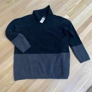 Color block black and grey, high neck sweater